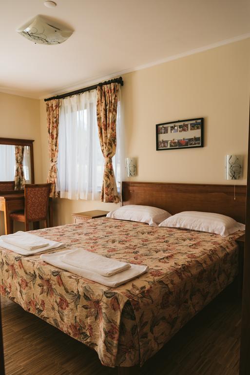 Villa Maria, Complex Aleksandria 도브리니쉬트 외부 사진